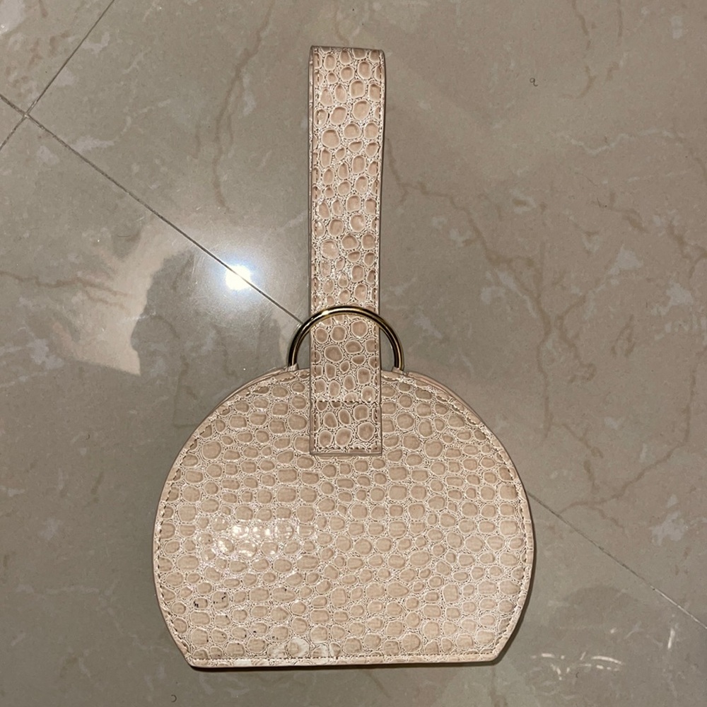 Beige clutch